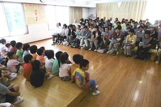 おじいちゃんおばあちゃんの「翼をください」の写真