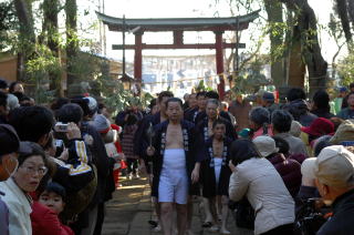 若衆が登殿