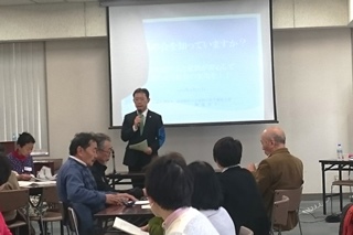 挨拶を述べる井崎市長の写真