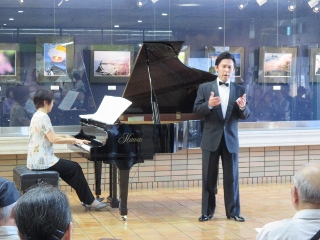 テノール吉川さん