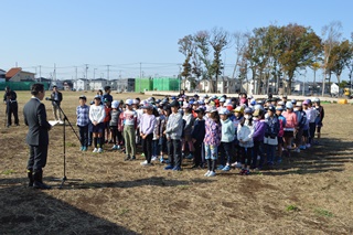 挨拶をする井崎市長の写真