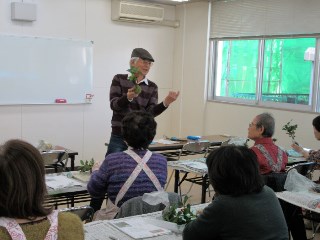 講師の山本さんの写真