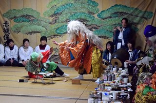 狐とひょっとこによる「種貸し」の写真