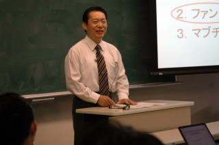江戸川大学で市長が環境の講義