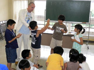 外国人講師に直接英会話を教わりました