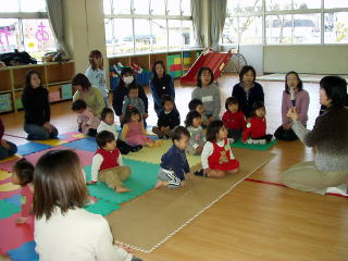 子育て講演会の様子