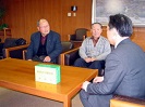 井崎市長と対談する千葉県生涯大学校流山校友会